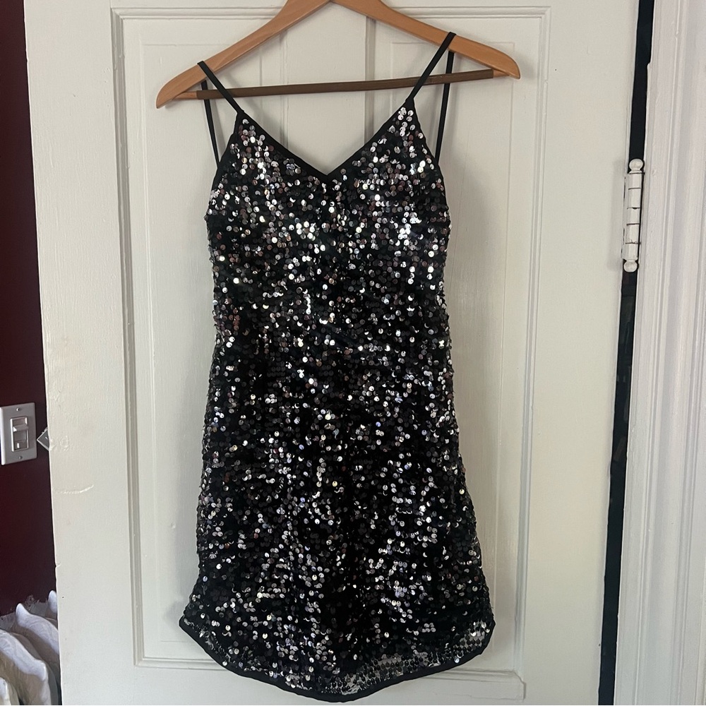 NWT RAGA ANTHROPOLOGIE Black Sequin Mini Dress Open Back Size Small